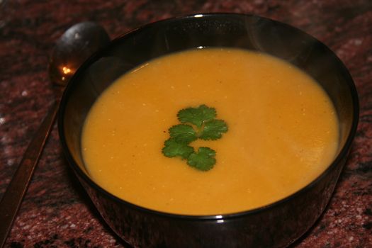 Winter squash & red lentil soup
